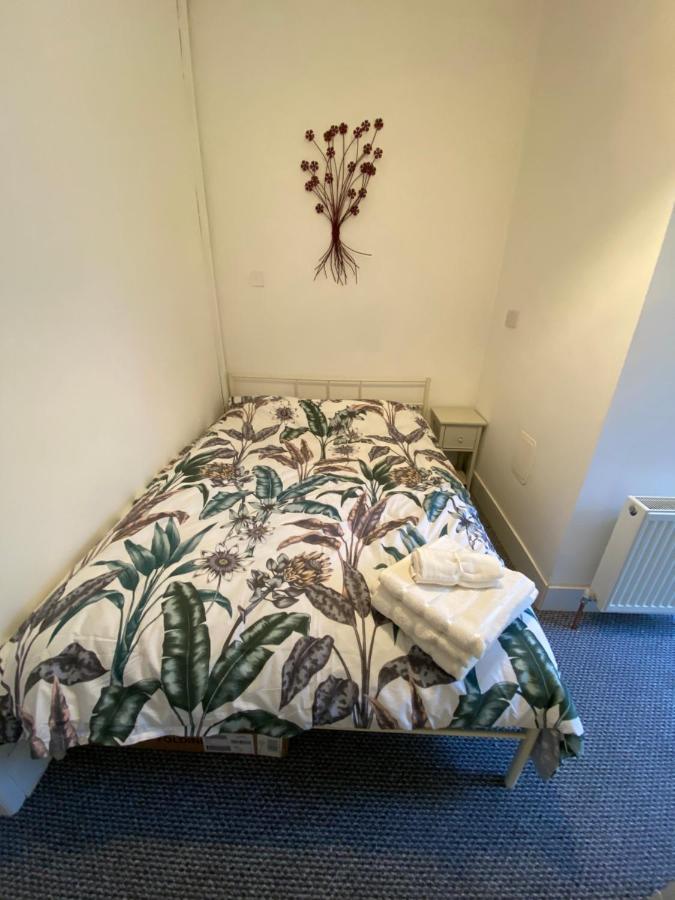The Walnut Suite Lovely One Bedroom Flat In Stoke. Plymouth Exteriör bild